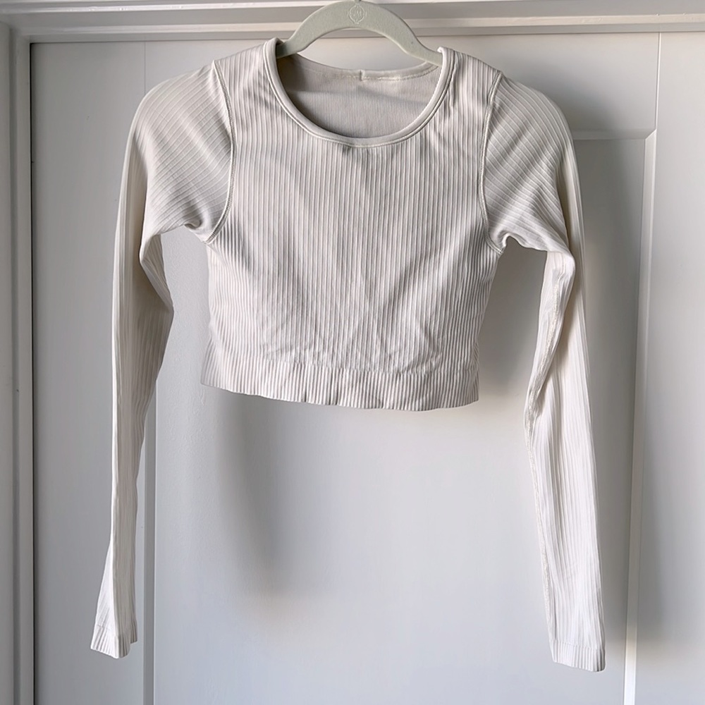 lululemon ebb to street crop long sleeve